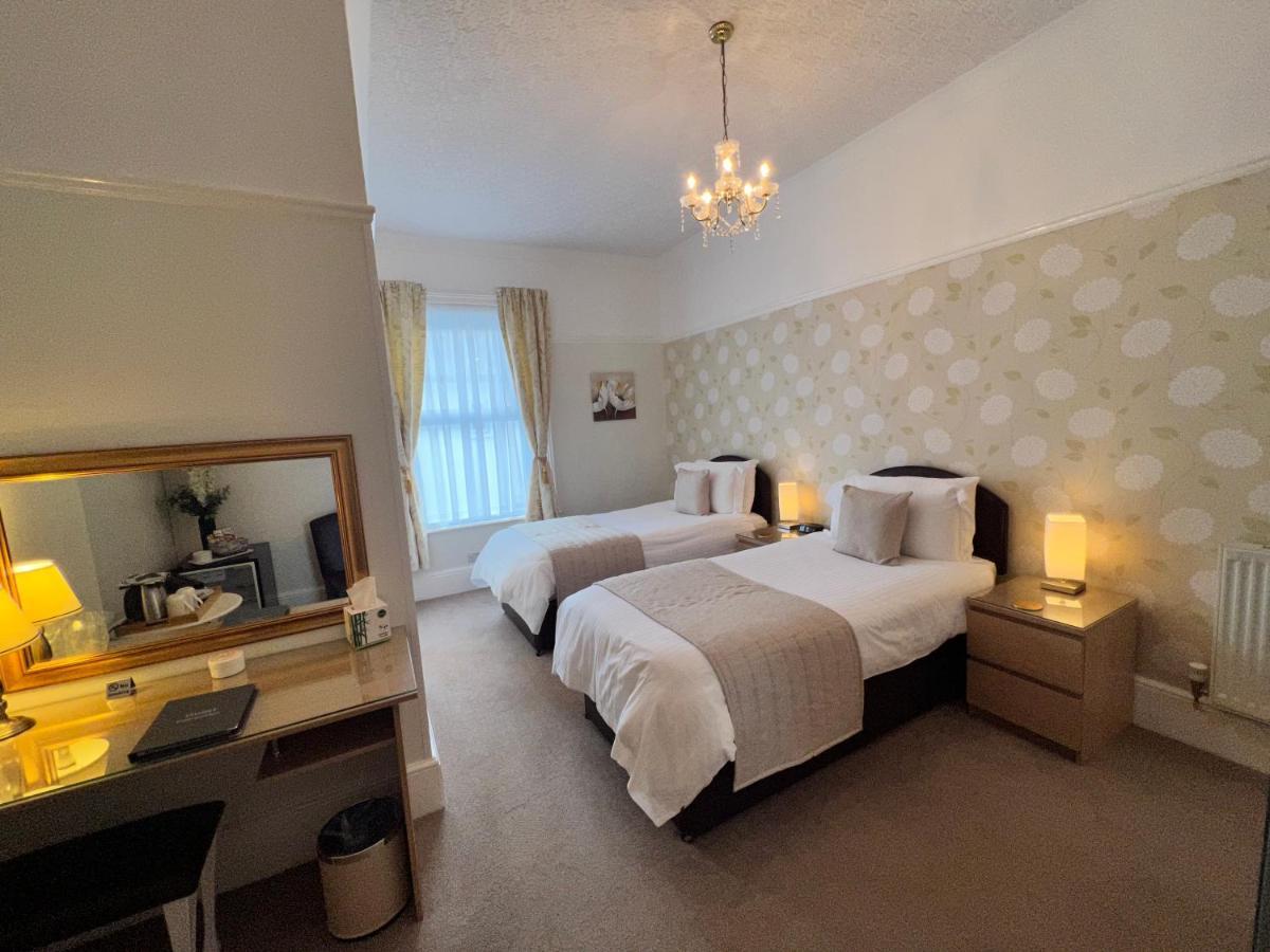 Birkdale Guest House Шанклин Екстериор снимка