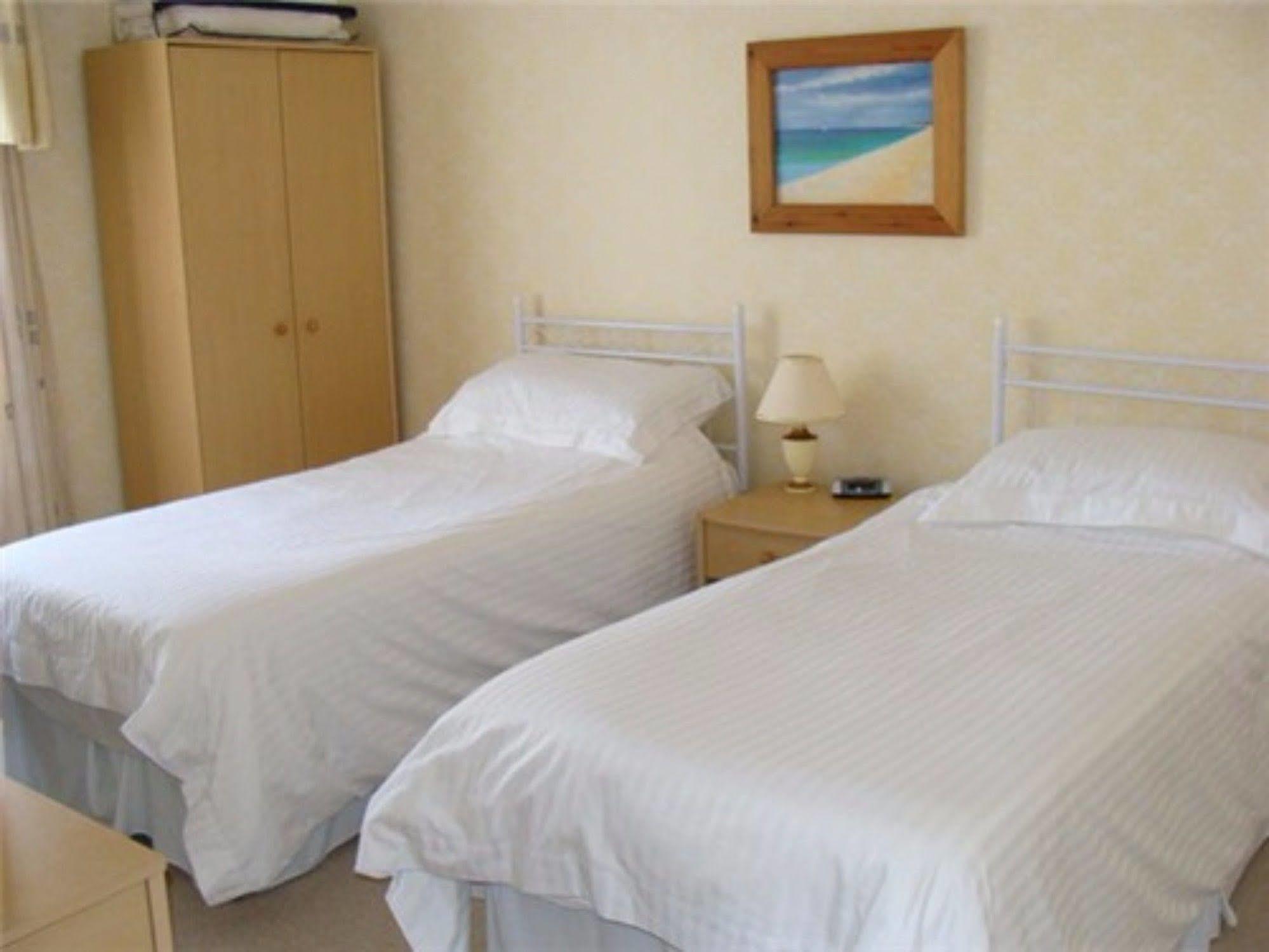 Birkdale Guest House Шанклин Екстериор снимка